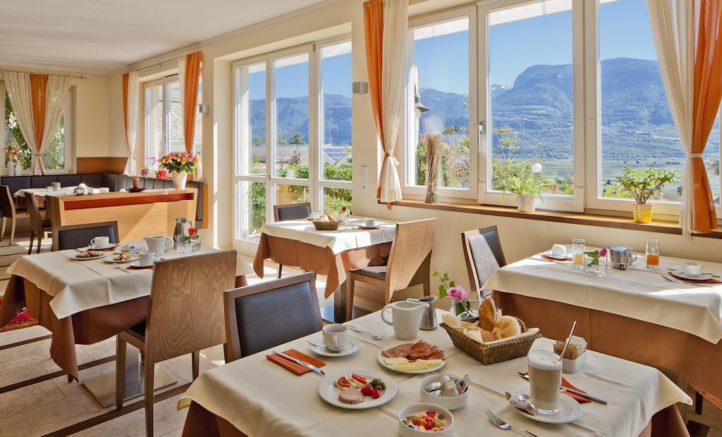 Hotel Residence Pernhof Termeno Ngoại thất bức ảnh