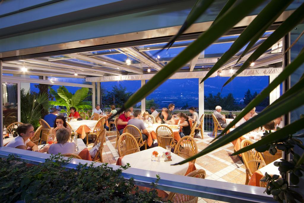 Hotel Residence Pernhof Termeno Ngoại thất bức ảnh